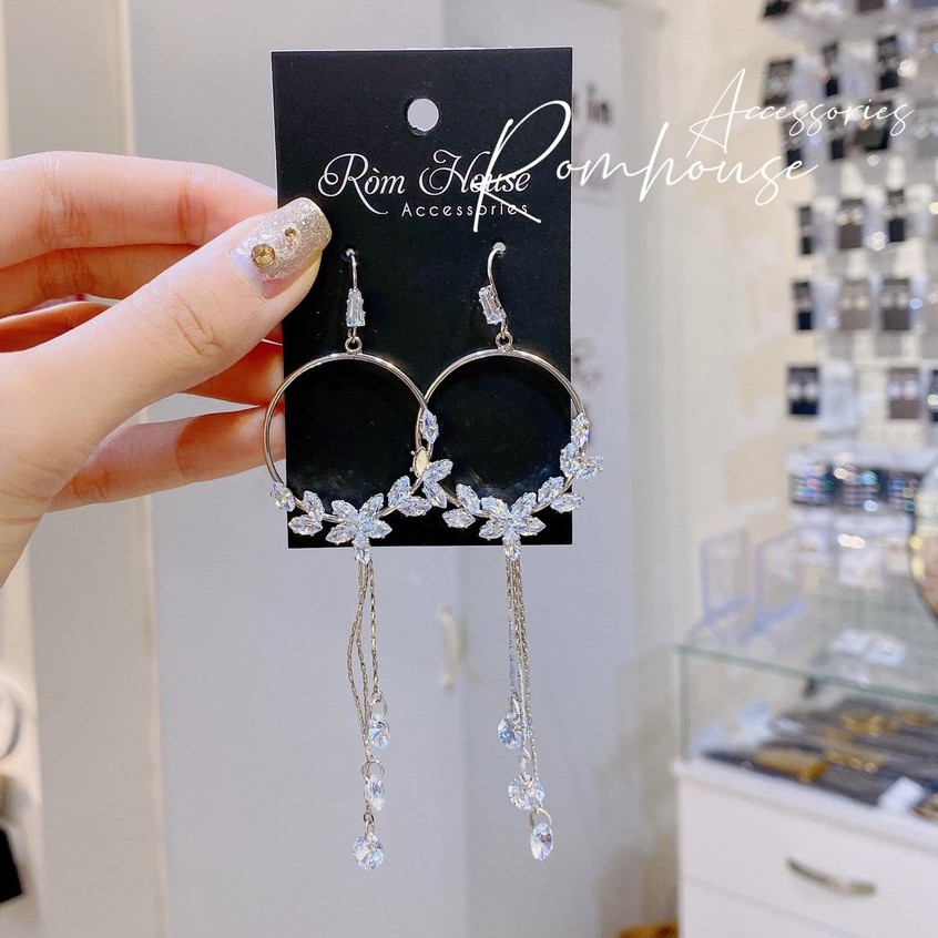 Bông Tai Nữ Cá Tính Đính Đá Cao Cấp Mang Phong Cách Hàn Quốc  - MS76070