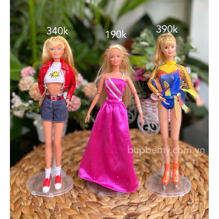 Búp bê Barbie used (full set đồ như hình)