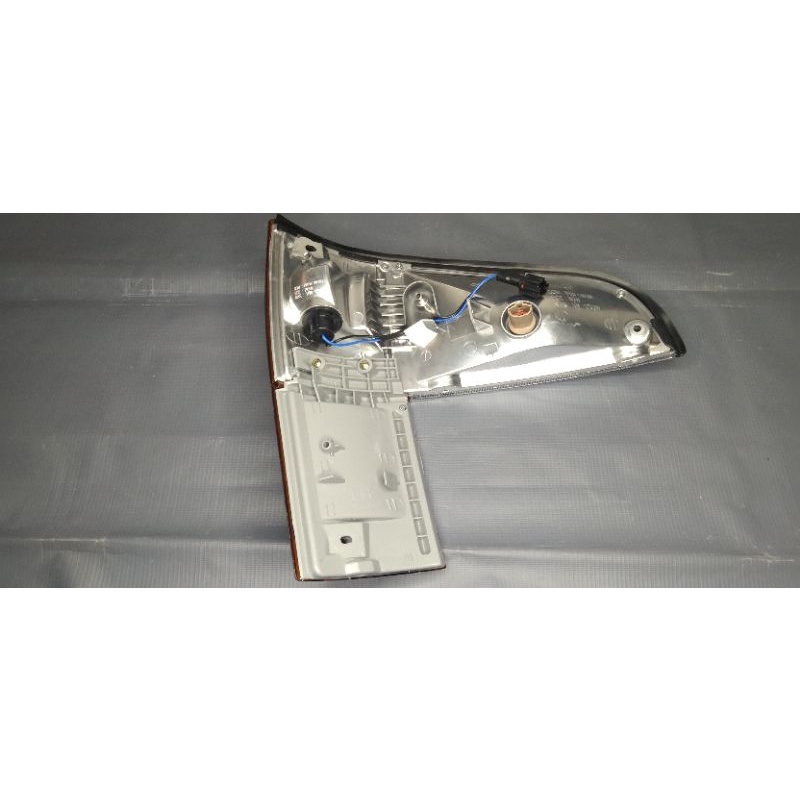 Đèn xi nhan xe tải hyundai mighty 2,hyundai n250, mighty 2 2,5 tấn hàng zin.