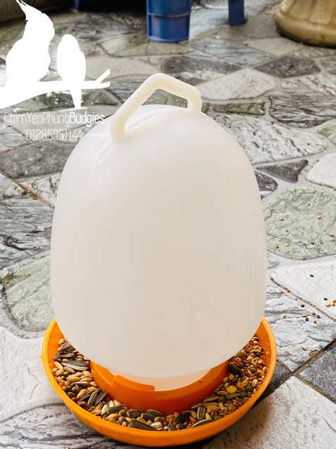 Bình nhựa chứa thức ăn cho Gia Cầm • Gia Súc.