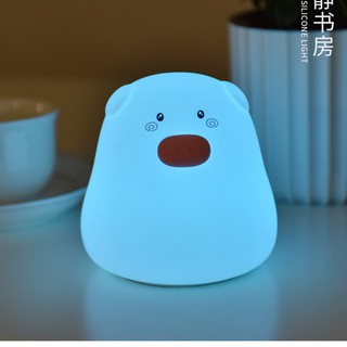Đèn ngủ heo cảm ứng silicon