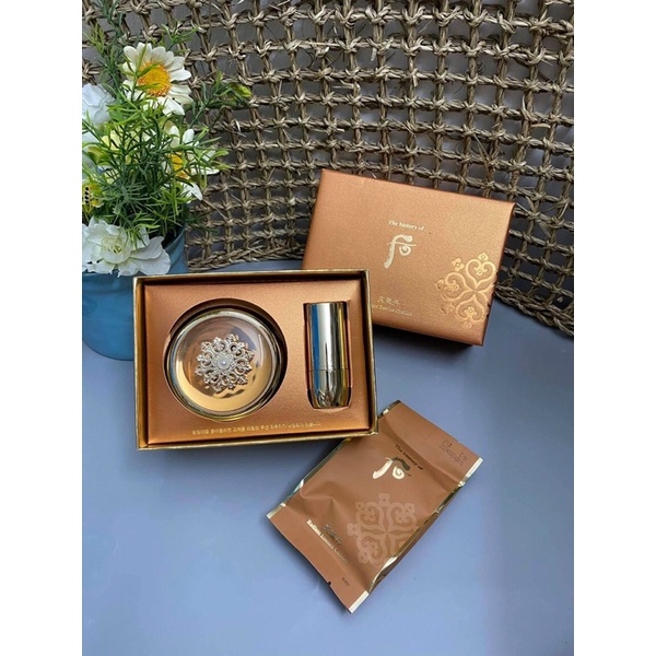 CUSHION WHOO RADIANT ESSENCE