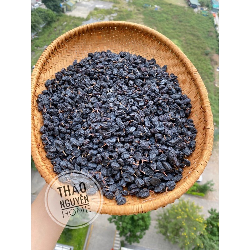 Nho khô  ăn vặt làm bánh