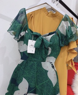 Váy hoa xanh