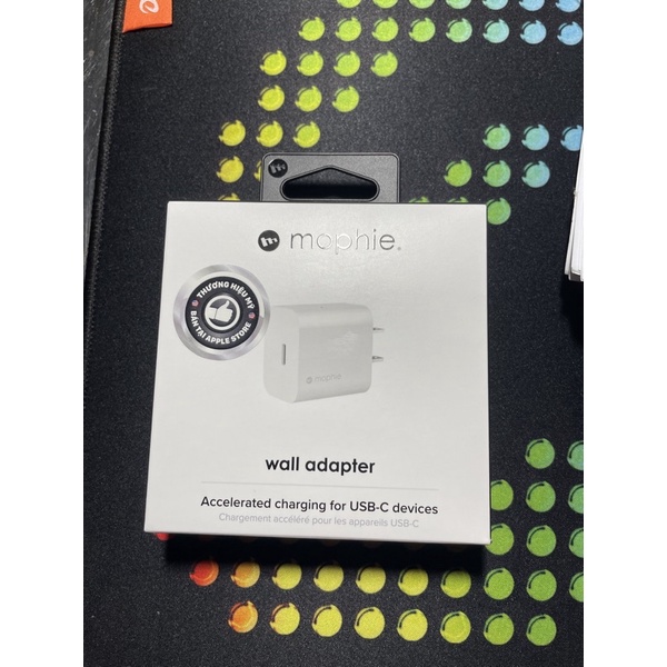 Sạc nhanh mophie hàng được tặng ạ