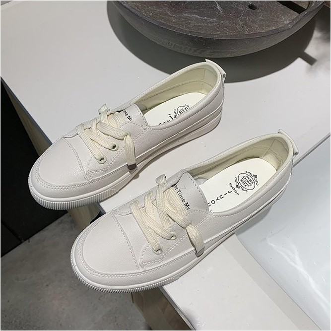 GIÀY SLIP-ON DÂY BẤM, GIÀY ĐẾ BẮNG HOT TREND | BigBuy360 - bigbuy360.vn