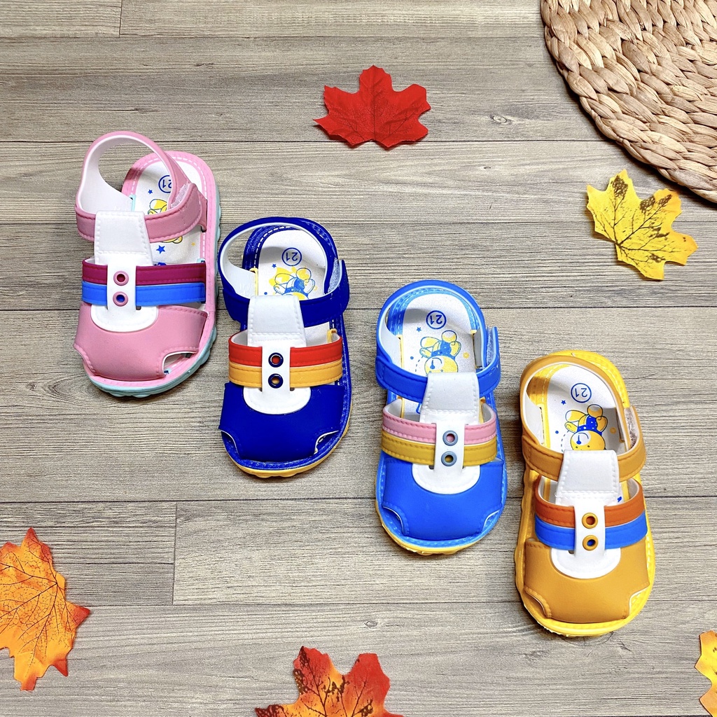 Sandal trẻ em mùa hè phối màu tươi tắn năng động mẫu mới cực hot - TT392