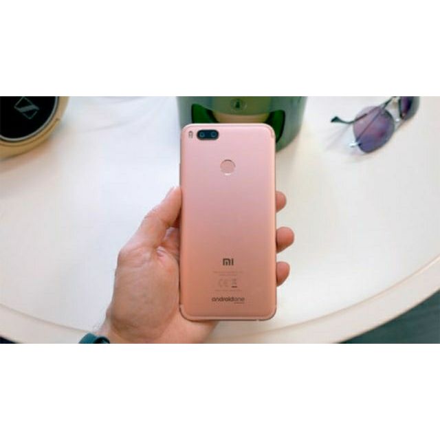 Điện thoại Xiaomi A1 5x 64gb màu hồng nhạy còn bảo hành camera kép chụp hình rất đẹp