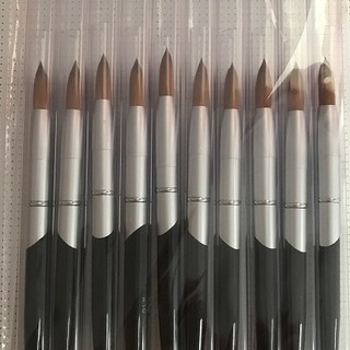 Cọ đắp móng bột mầu đen, bạc, viền bạc số # 16