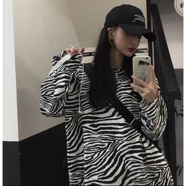 Áo thun tay ngắn thời trang dành cho nam và nữ