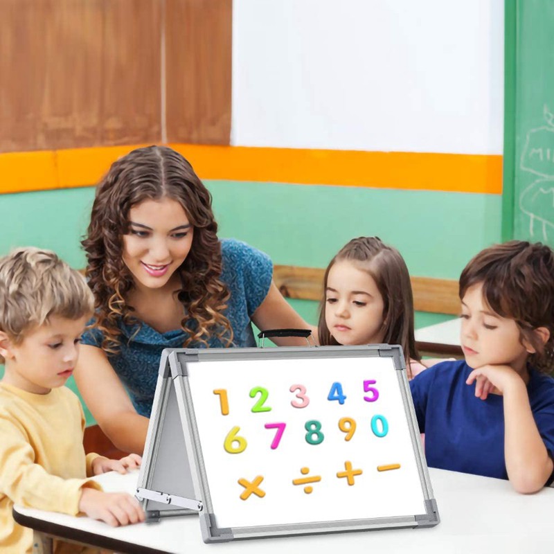Bộ dụng cụ bảng nam châm đính chữ cái thiết kế 2 mặt có thể gấp lại dành cho trẻ em