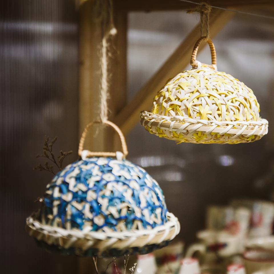 Lồng bàn nhí hoa thị - dùng để trang trí rất ngộ nghĩnh