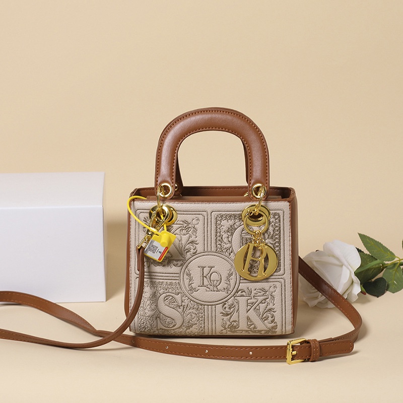 Túi Xách Đeo Vai Kiểu Vuông Nhỏ Thêu Hình Đơn Giản Thời Trang Thanh Lịch