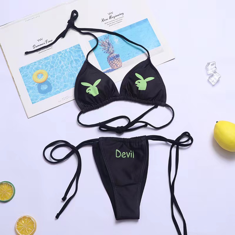 Set bikini 2 mảnh in họa tiết phong cách Gothic cho nữ