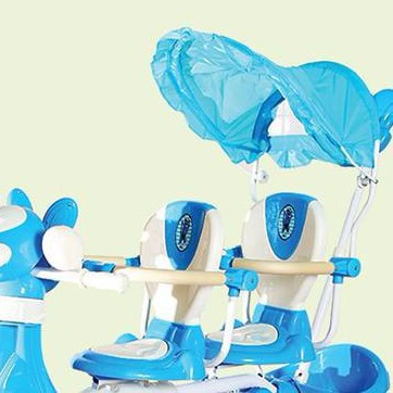 Xe đẩy đôi cho bé có nhạc bánh đúc hàng thùng - 2 chổ ngồi