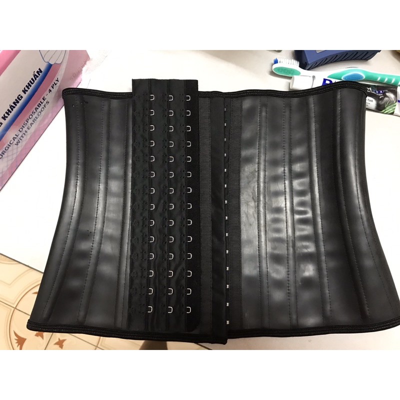 gen nịt bụng chuẩn italy.hàng chuẩn mua 900k giờ đổi size nên cần thanh lý lại tặng thêm thang nôi trị giá 50k cho khác