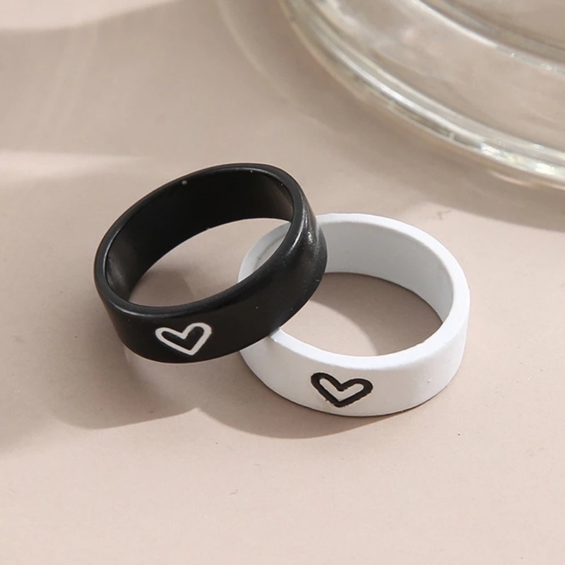 1 Cặp Nhẫn Kim Loại Hình Trái Tim Đơn Giản Tinh Tế Thời Trang Unisex Quà Tặng Valentine / Người Yêu