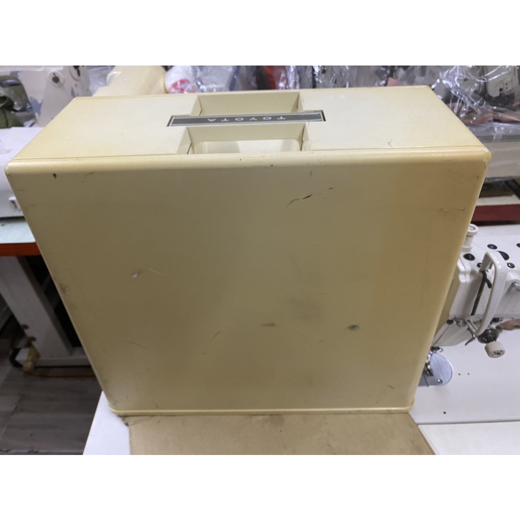 MÁY MAY GIA ĐÌNH ĐA NĂNG BÁN CÔNG NGHIỆP TOYOTA