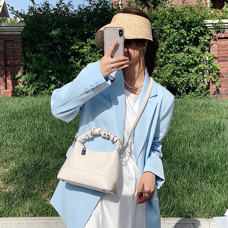 Túi Đeo Vai Dáng Xô Nhỏ Gọn Dễ Phối Đồ Thời Trang Cho Nữ