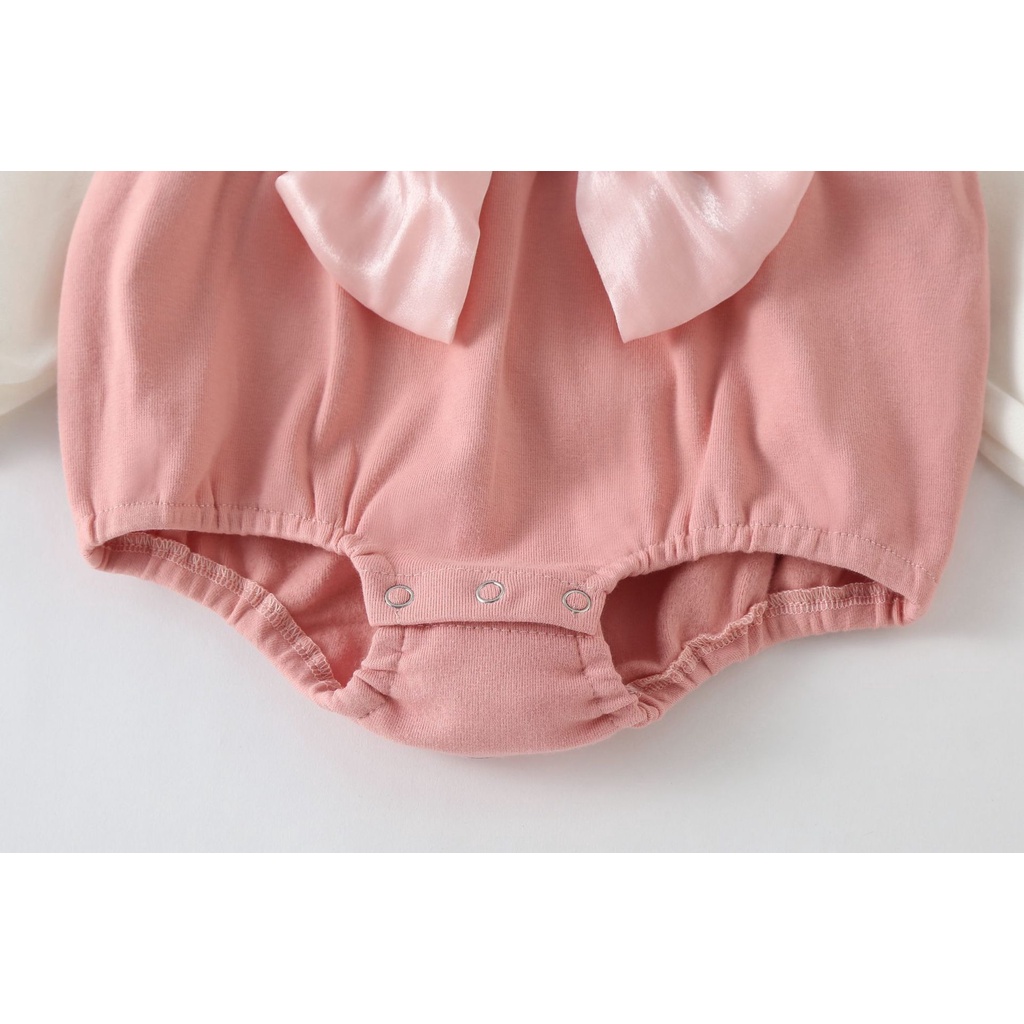 Set trang phục BCBL 2 món gồm áo liền quần tay dài và mũ trùm đầu cho bé gái