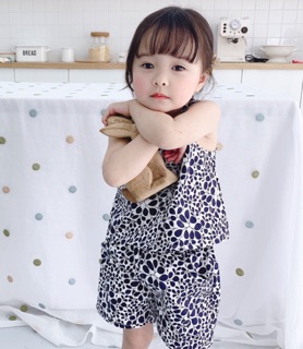 quần áo gửi quỳnh phương