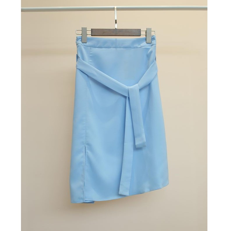 Chân Váy Vạt Chéo MOMOCO Thắt Nơ Lệch Sang Trọng M1968