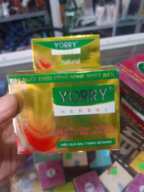Kem Dưỡng Da Âm Sáng Da YORRY