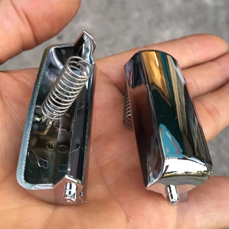 Lẫy khóa nắp nồi cơm điện TOSHIBA dùng cho Model RC-18NMF và RC-10MNF | BigBuy360 - bigbuy360.vn