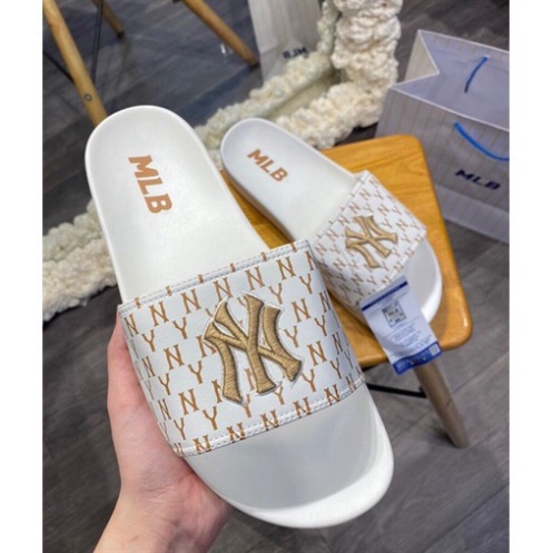 Dép Mlb quai ngang thêu, unisex, mang êm chân, đế bền, phù hợp mang đi học đi chơi đi dạo, đế chống thấm