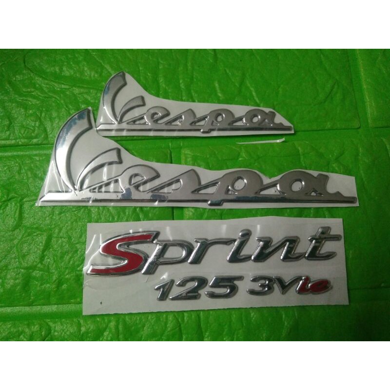 Bộ tem nổi Vesspa Sprintt