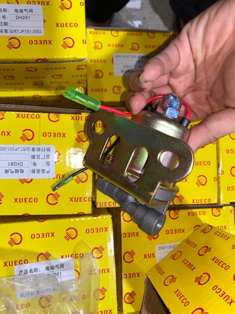 Sản phẩm gia đình làm: Rơ le nâng ben mã 261 điện lỗ 10/phụ tùng ô tô