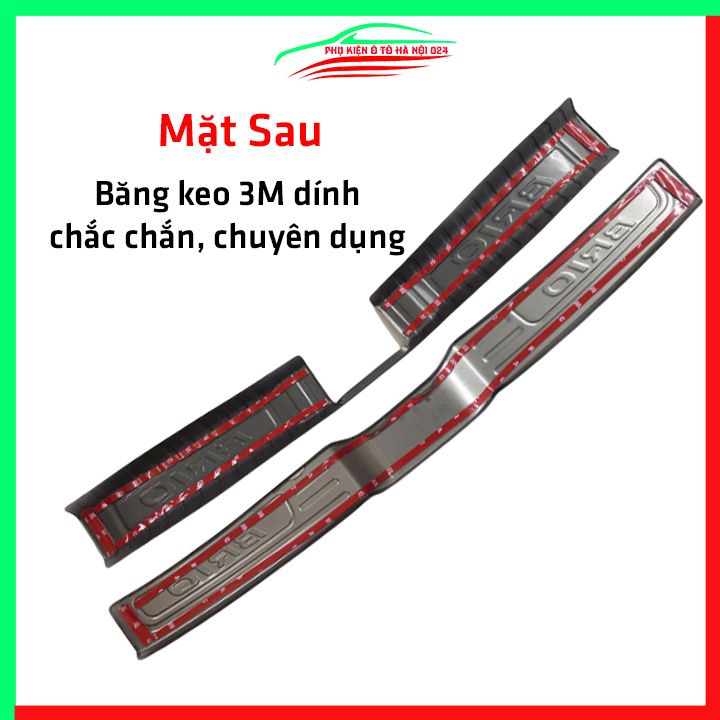 Ốp chống trầy cốp Honda Brio 2019-2023 vân titan
