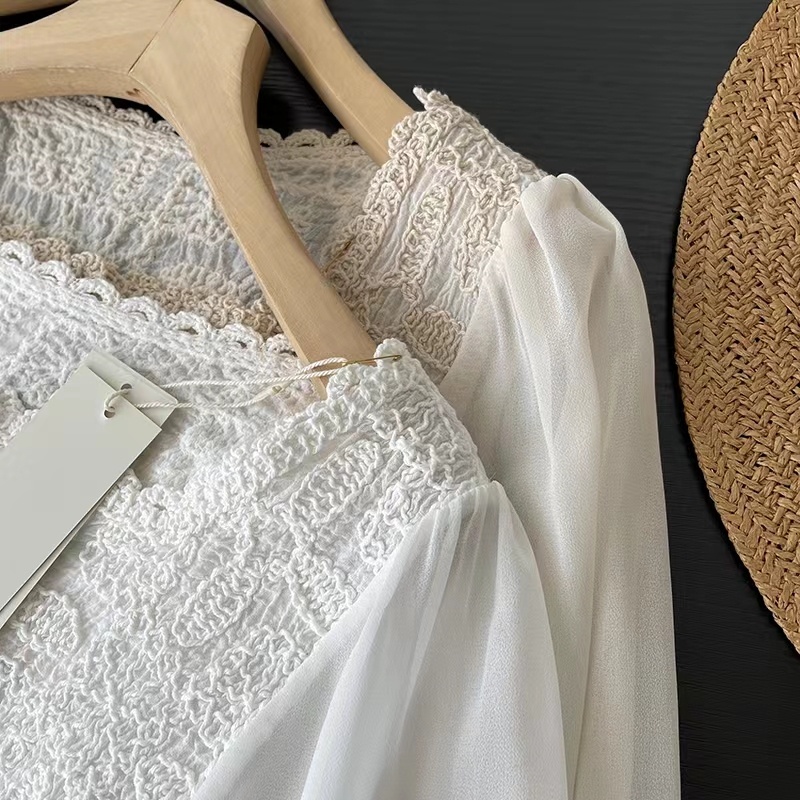 Áo Sơ Mi Chiffon Tay Phồng Phối Ren Kiểu Mỏng Thời Trang Cá Tính