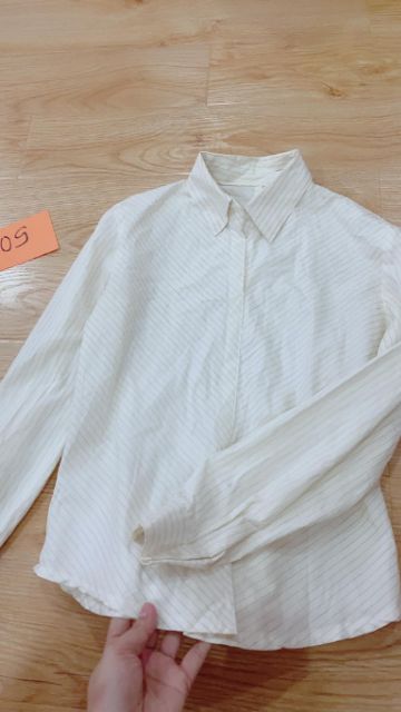 Áo sơmi kẻ sọc thanh lịch. A109