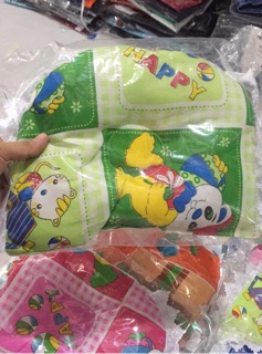 Gối lõm cho bé