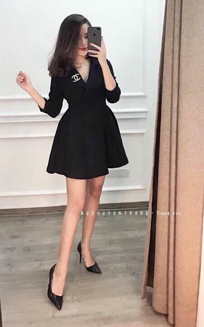 Váy xoè giả vest