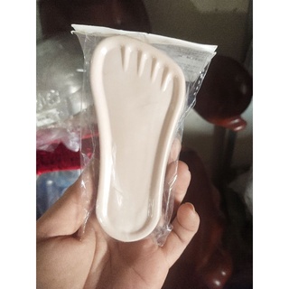 Bàn chải chân và giặt đồ nhựa