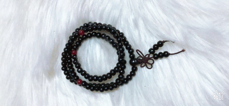 Vòng tay thời trang dạng chuỗi 108 hạt