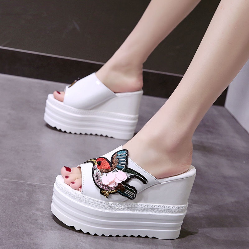 Dép Sandal Đế Xuồng 12CM Thêu Họa Tiết Thời Trang Mùa Hè Cho Nữ giày cao gót 12 phân giày cao gót 12cm giày cao gót 12p giày cao gót đẹp giày cao gót mũi tròn giày cao gót hở mũi giày cao gót sang chảnh giày cao gót quai