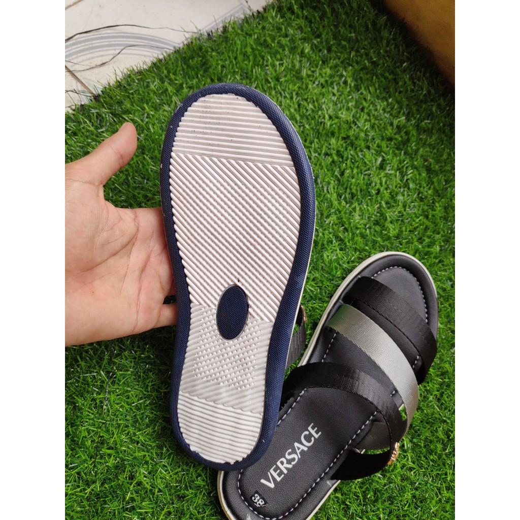 DÉP NAM QUAI DÙ ĐẾ ĐÚC