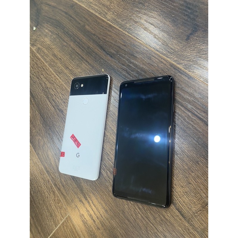Điện thoại Google Pixel 2 XL ram 4 bộ nhớ 64g ,siêu camera | BigBuy360 - bigbuy360.vn