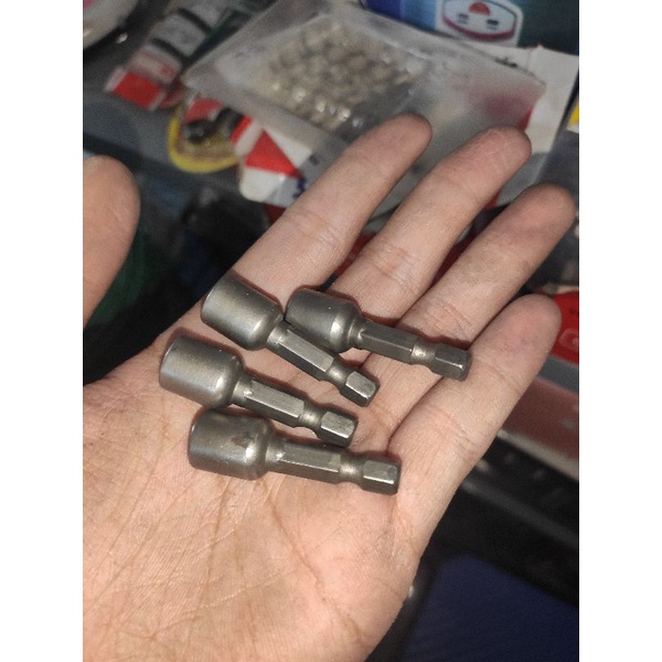 1 cái đầu bắn tôn có nam châm 8mm