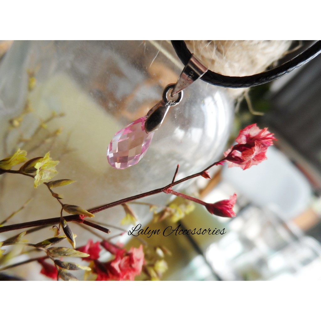 Mặt dây chuyền pha lê Swarovski Áo cao cấp hình giọt nước Briollette Pendant màu hồng Light Rose P004-2