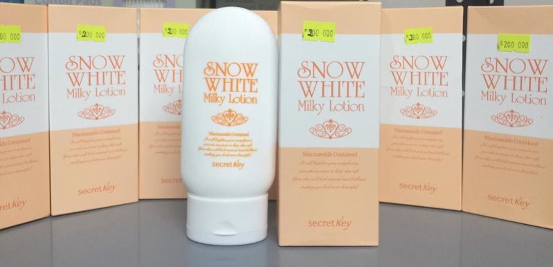 LOTION DƯỠNG TRẮNG DA SNOW WHITE MILKY LOTION SECRET KEY