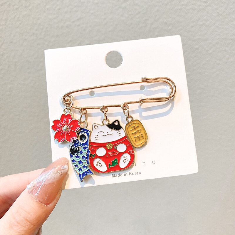 Ghim Cài Thắt Lưng Hình Thỏ Mèo May Mắn Phối Tua Rua Dễ Thương Cho Nam Và Nữ