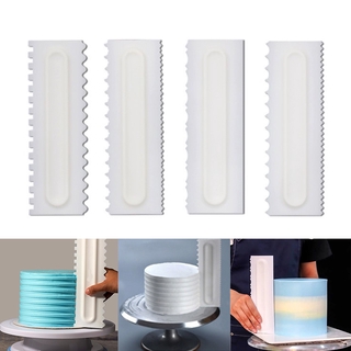 1 Dụng Cụ Chà Láng Bánh Kem Hình Răng Cưa