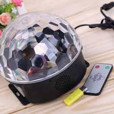 Đèn LED Quả Cầu Cảm Ứng Xoay Pha Lê 7 Màu Nhấp Nháy Theo Nhạc