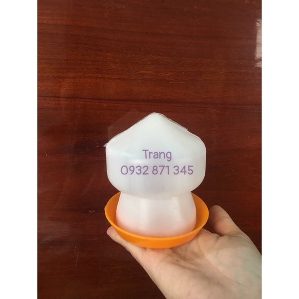 Máng uống cho chim, gà con, chim cút, vẹt / bình uống cút