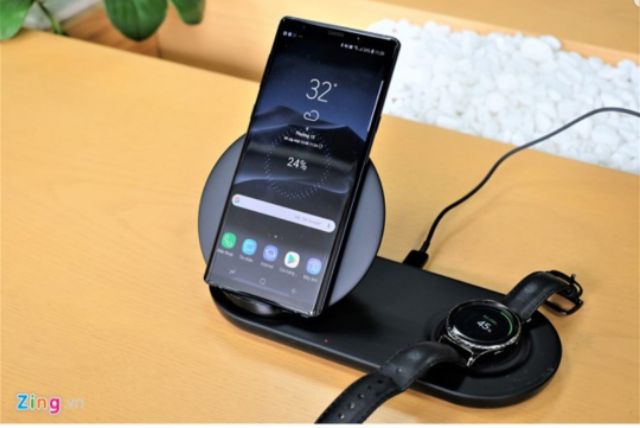 Sạc đôi ko dây samsung chính hãng