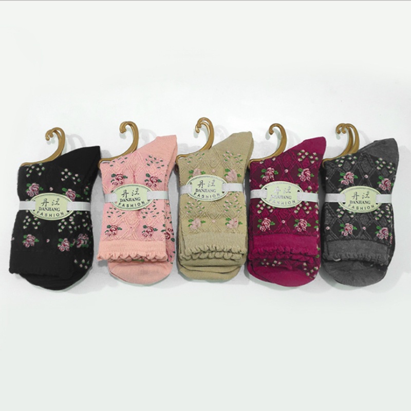 Set 10 Cặp Vớ Họa Tiết Hoa Dập Nổi Nhiều Màu Sắc Phong Cách Cổ Điển